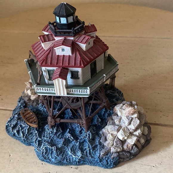 Thomas Point MD Lighthouse #B486 1998 Collectible Nautical Decor Figurine - Picture 6 of 12